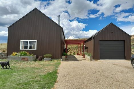 Photo of property in 245 Mcarthur Road, Springvale, Alexandra, 9391