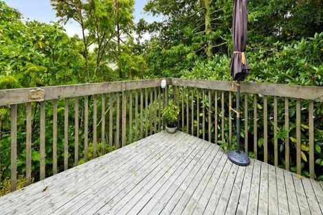 Photo of property in 35 Chamari Close, Titirangi, Auckland, 0604