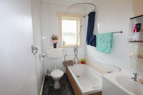 Photo of property in 6 Lynn Street, Oamaru North, Oamaru, 9400