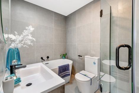 Photo of property in 12 Pleasant Way, Matakatia, Whangaparaoa, 0930