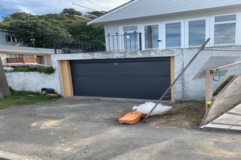 Photo of property in 27 Charlotte Avenue, Brooklyn, Wellington, 6021