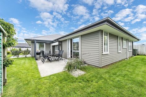 Photo of property in 52a Lewis Crescent, Rolleston, 7614