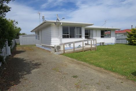 Photo of property in 32 Heather Street, Levin, 5510