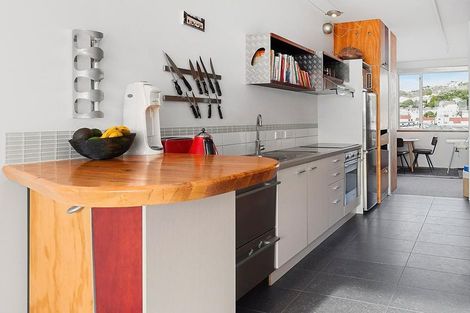 Photo of property in Qba Apartments, 4b/51 Webb Street, Mount Cook, Wellington, 6011