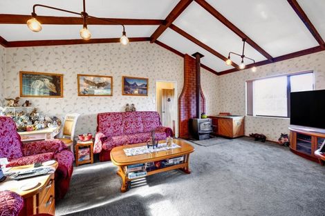 Photo of property in 1225 Egmont Road, Egmont Village, New Plymouth, 4372