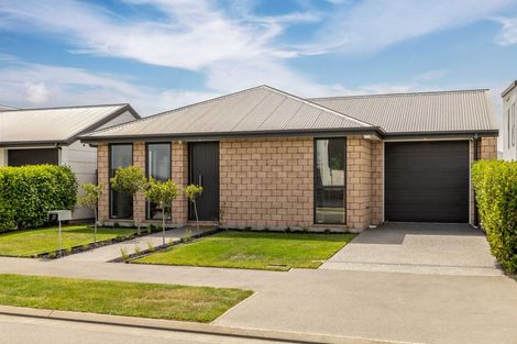 Photo of property in 22 George West Square West, Wigram, Christchurch, 8025