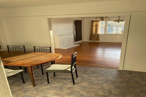 Photo of property in 130 Constable Street, Newtown, Wellington, 6021