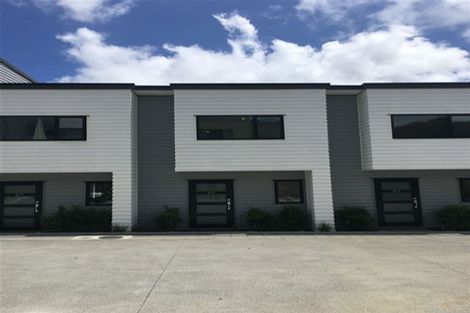 Photo of property in 3/7 South Pacific Place, Henderson, Auckland, 0612