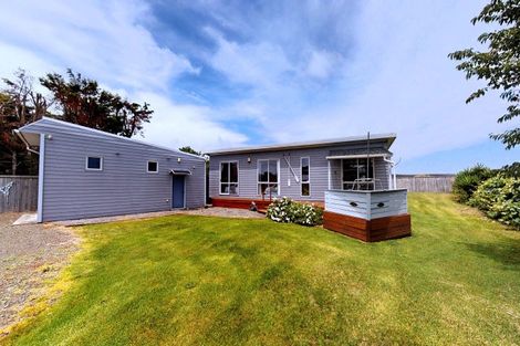 Photo of property in 11 Ramona Avenue, Waitarere Beach, Levin, 5510