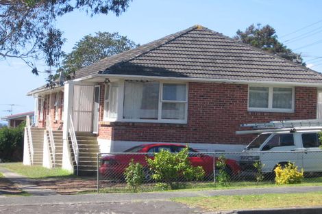 Photo of property in 3/281 Glenfield Road, Glenfield, Auckland, 0629