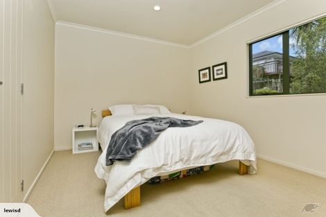 Photo of property in 1/40 Tui Glen Road, Birkenhead, Auckland, 0626
