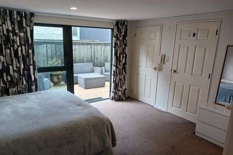 Photo of property in 16j Hobson Street, Thorndon, Wellington, 6011