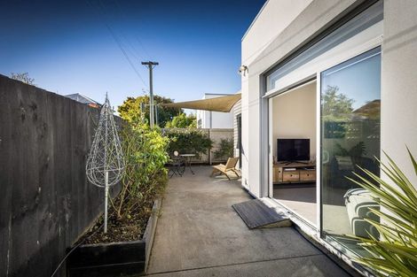 Photo of property in 110b Hamilton Avenue, Ilam, Christchurch, 8041