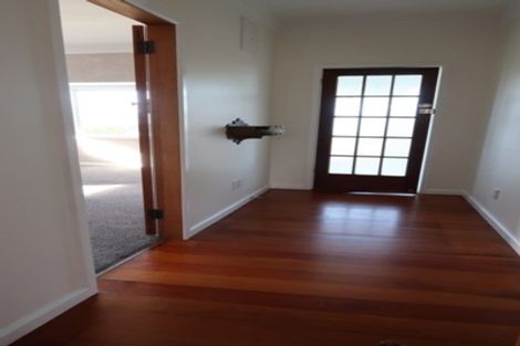 Photo of property in 168 The Ridgeway, Mornington, Wellington, 6021