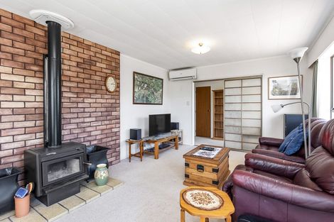 Photo of property in 6 Tawa Street, Waikanae, 5036
