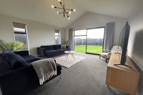 Photo of property in 33 Kaitorete Drive, Lincoln, 7608