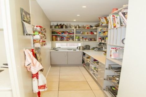 Photo of property in 5a Roa Road, Fendalton, Christchurch, 8041