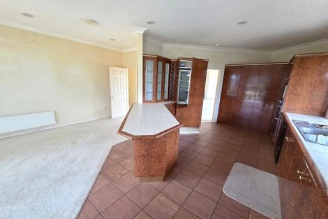 Photo of property in 96 Gravatt Road, Papamoa Beach, Papamoa, 3118