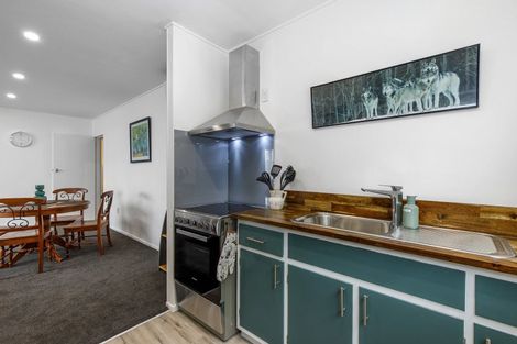 Photo of property in 71m Randwick Crescent, Moera, Lower Hutt, 5010