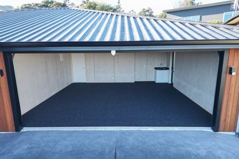 Photo of property in 11 Blackhawk Close, Kinloch, 3377