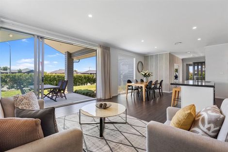 Photo of property in 6 Farrier Street, Papamoa, 3118