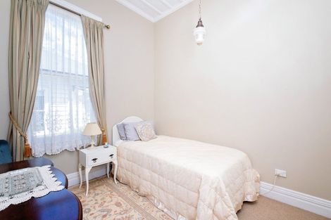 Photo of property in 11 Lincoln Road, Bluff Hill, Napier, 4110