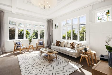 Photo of property in 103 Derwent Street, Island Bay, Wellington, 6023