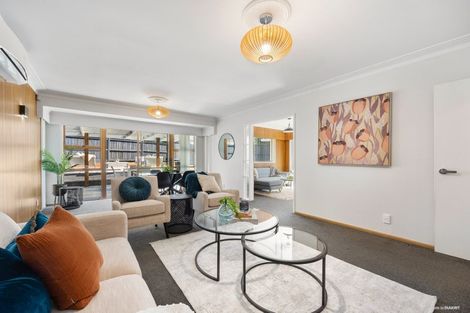 Photo of property in 34 Meadway, Sunnyhills, Auckland, 2010