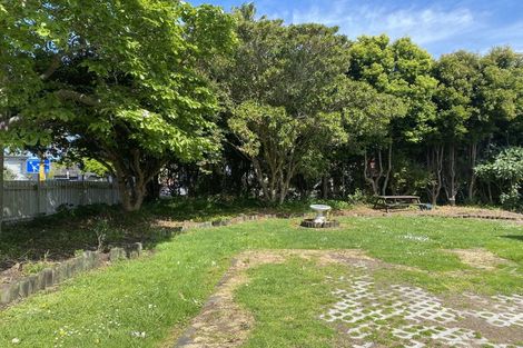 Photo of property in 14 Lincoln Road, Henderson, Auckland, 0610