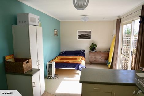 Photo of property in 19 Cumming Street, Okato, 4335