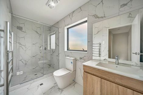 Photo of property in 24a Fernaig Street, Papakura, 2110