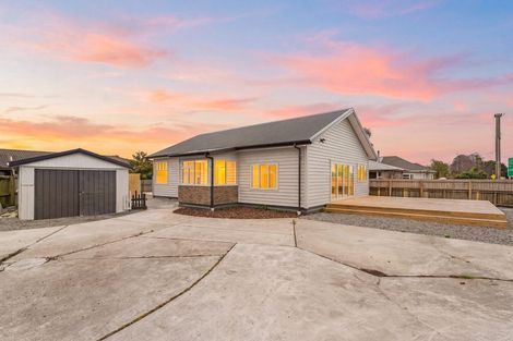 Photo of property in 1/28 Northcote Road, Northcote, Christchurch, 8052