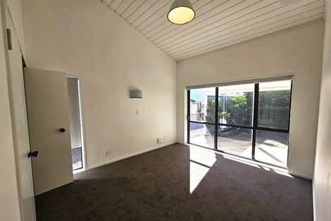 Photo of property in 996 Papamoa Beach Road, Papamoa Beach, Papamoa, 3118