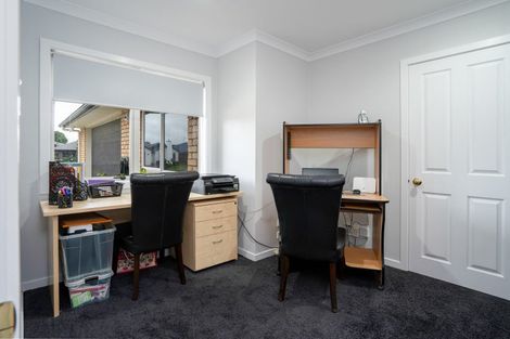 Photo of property in 7 Cooper Crescent, Cambridge, 3434