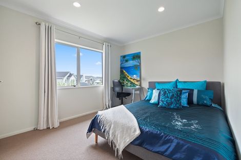 Photo of property in 32 Bayvista Drive, Karaka, Papakura, 2113