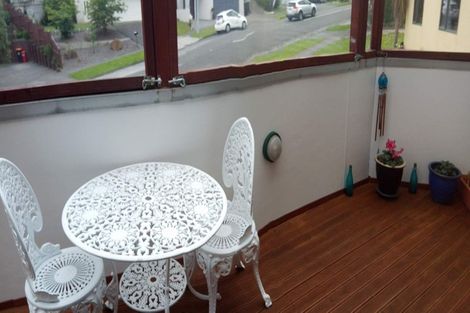 Photo of property in 8 Ruapehu Drive, Fitzherbert, Palmerston North, 4410