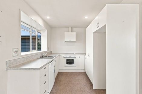 Photo of property in 6 Seadown Crescent, Amberley, 7410