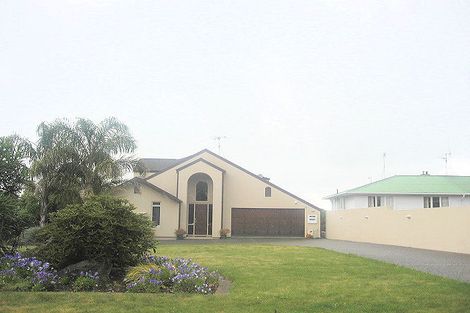 Photo of property in 48 Oxford Street, Te Puke, 3119