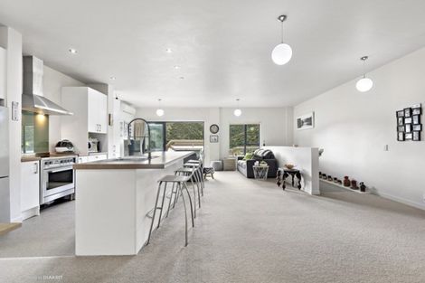 Photo of property in 11 Rarangi Way, Owhiro Bay, Wellington, 6023