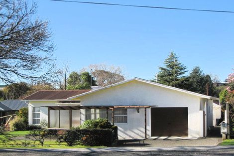 Photo of property in 23 Lucknow Road, Havelock North, 4130