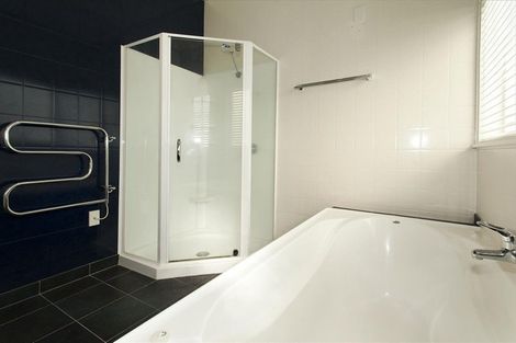 Photo of property in 5 King Street, Northcote Point, Auckland, 0627