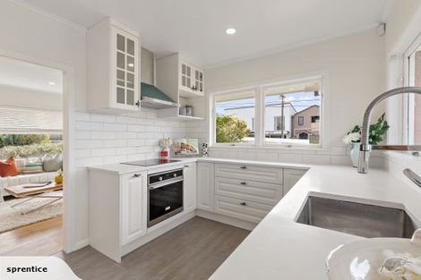 Photo of property in 1/51 Jutland Road, Hauraki, Auckland, 0622