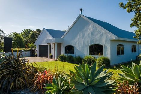 Photo of property in 35 Lloyd George Road, Wainui, Gisborne, 4010