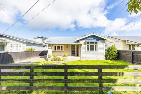 Photo of property in 30 Hakeke Street, Whanganui East, Whanganui, 4500