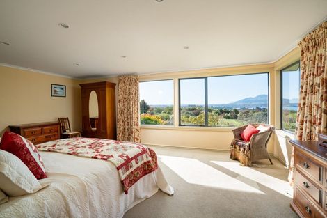 Photo of property in 25 Te Moenga Park, Acacia Bay, Taupo, 3330