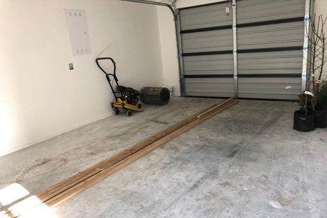 Photo of property in 1 Robalan Close, Halswell, Christchurch, 8025