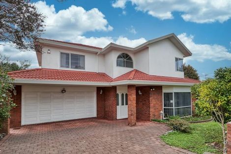 Photo of property in 10 Belvedere Court, West Harbour, Auckland, 0618