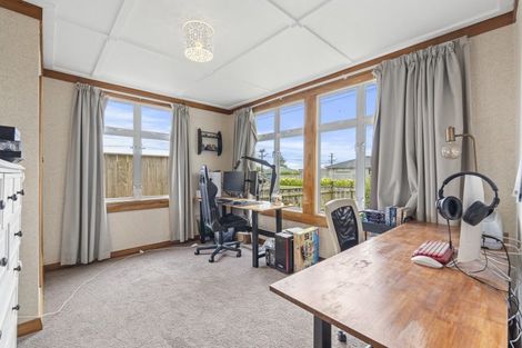 Photo of property in 20 Mahoe Street, Inglewood, 4330