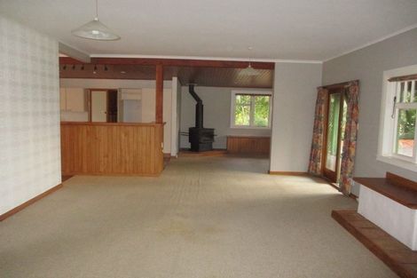 Photo of property in 32 Mcdonald Road, Levin, 5571
