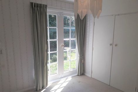 Photo of property in 32 City View Grove, Harbour View, Lower Hutt, 5010